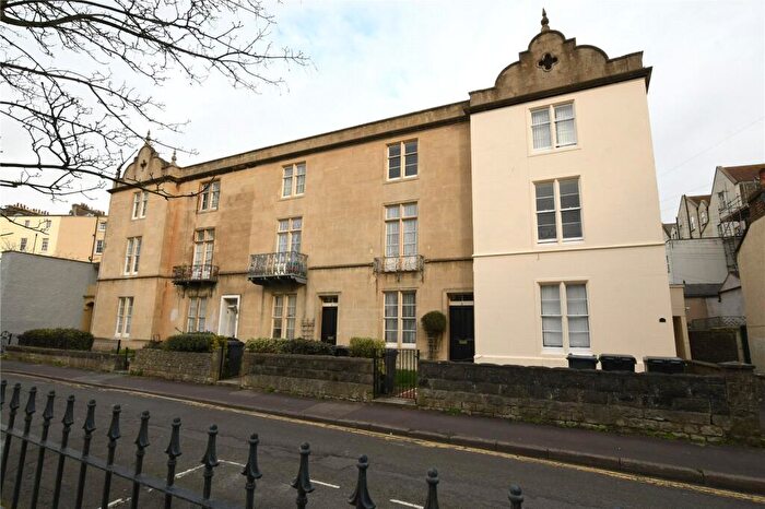1 Bedroom Apartment To Rent In South Terrace, Weston-super-Mare, North Somerset, BS23