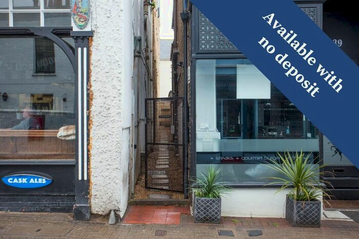 2 Bedroom Flat To Rent In Albion Street, Broadstairs, CT10