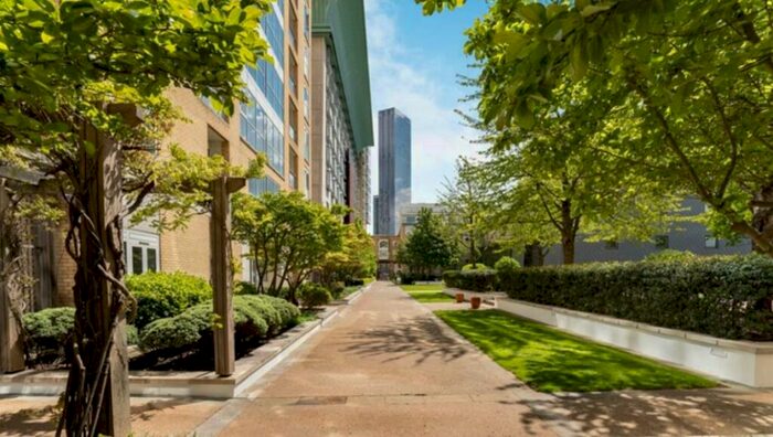 1 Bedroom Flat To Rent In Circus Apartments, Westferry Circus, Canary Wharf, E14