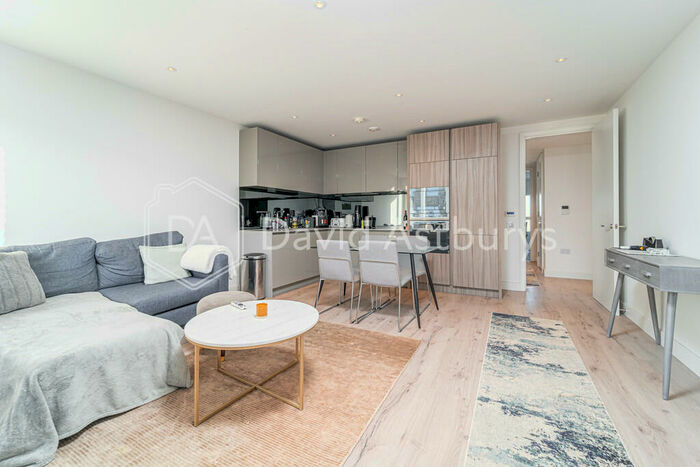 2 Bedroom Apartment To Rent In High Street, Hornsey, London, N8