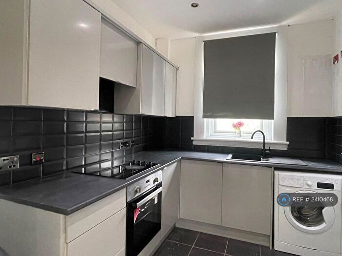 2 Bedroom Flat To Rent In Ellesmere Street, Glasgow, G22