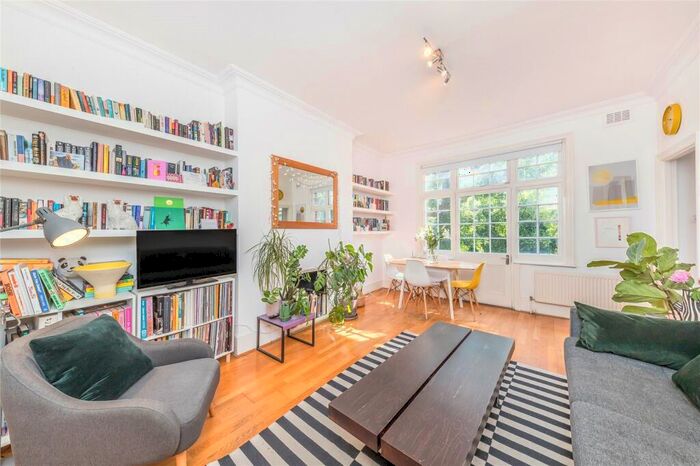 1 Bedroom Apartment To Rent In Leathwaite Road, London, SW11