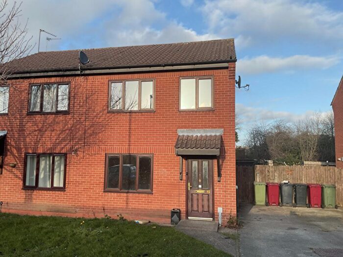 2 Bedroom Semi-Detached House For Sale In Linden Road, Creswell, Worksop, Nottinghamshire, S80