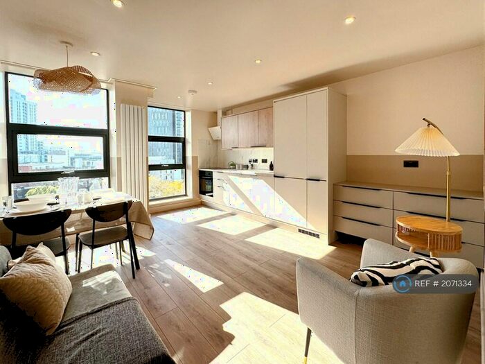 3 Bedroom Flat To Rent In Hallings Wharf Studios, London, E15