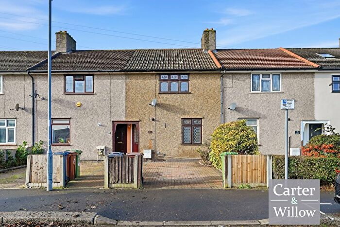 2 Bedroom Terraced House For Sale In Winding Way, Dagenham, RM8
