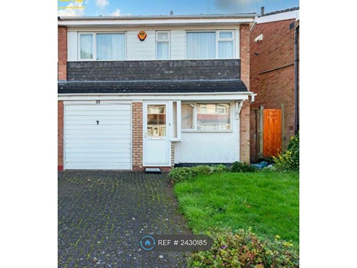 3 Bedroom Semi-Detached House To Rent In Derry Close, Birmingham, B17