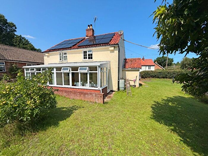 2 Bedroom Semi-Detached House To Rent In Blackheath, IP19