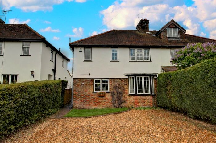 3 Bedroom Semi-Detached House For Sale In Tower Hill, Chipperfield, Kings Langley, WD4