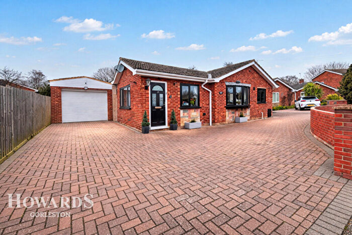 3 Bedroom Detached Bungalow For Sale In Amhurst Gardens, Belton, NR31