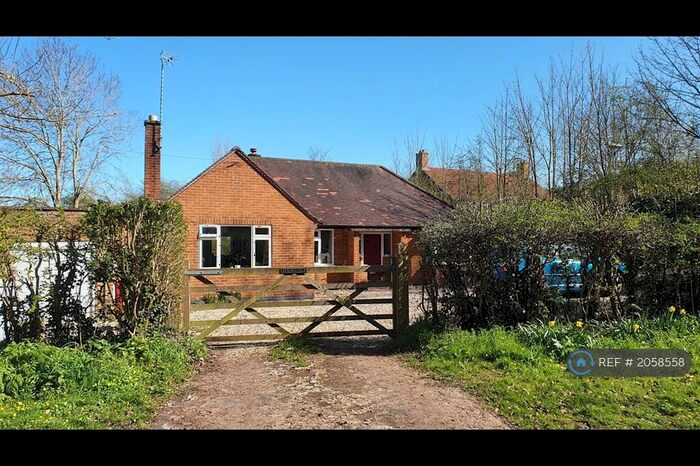 4 Bedroom Bungalow To Rent In Fiskerton Road, Southwell, NG25
