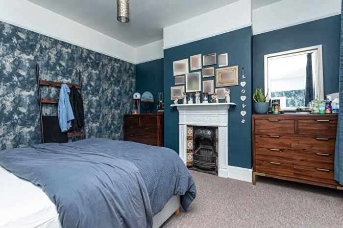 3 Bedroom Terraced House For Sale In Beatrice Road, Margate, CT9 - Photo 10