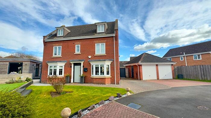 5 Bedroom Detached House For Sale In Augustus Close, North Hykeham, Lincoln, LN6