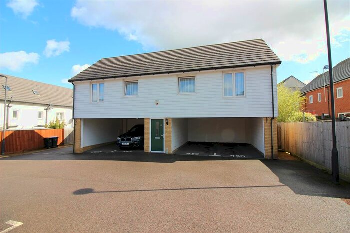 2 Bedroom Semi-Detached House To Rent In Bowhill Way, Harlow, CM20