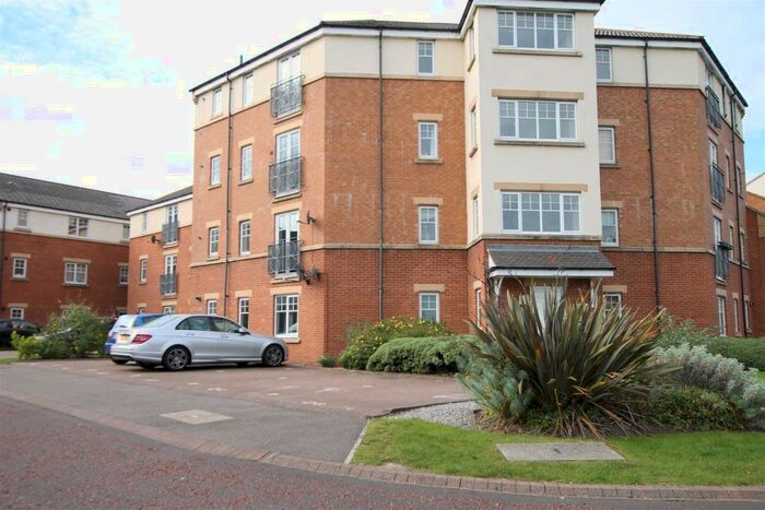 2 Bedroom Apartment To Rent In Renforth Close, Gateshead, NE8