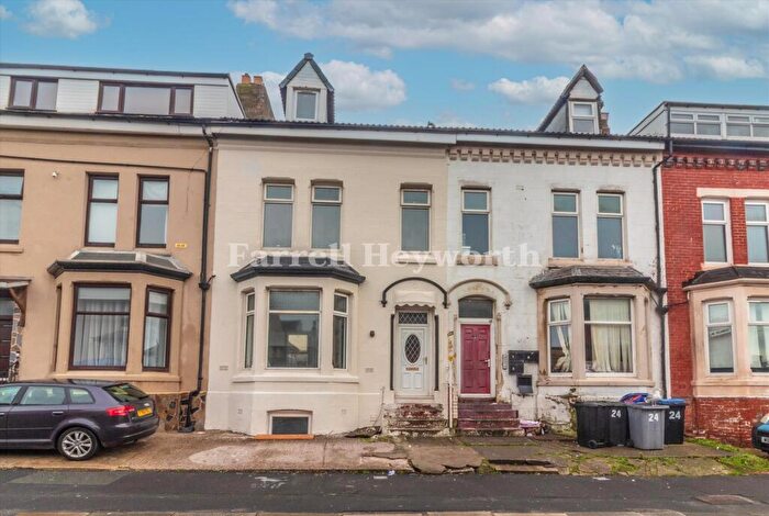 7 Bedroom House For Sale In Regent Road, Blackpool, FY1