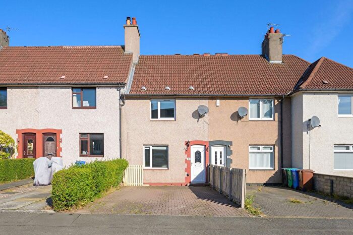 2 Bedroom Terraced House For Sale In Newton Crescent, Rosyth, KY11