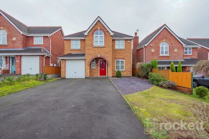 4 Bedroom Detached House To Rent In Wayside Avenue, Newcastle Under Lyme, Staffordshire, ST5