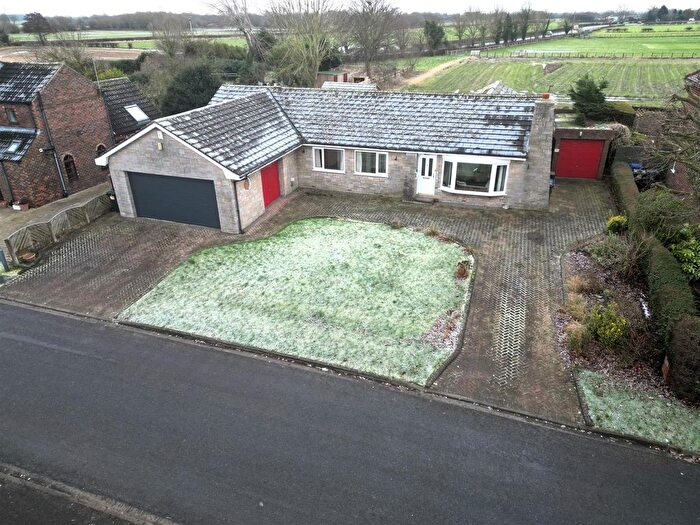 4 Bedroom Detached Bungalow For Sale In West Lane, Burn, Selby, YO8