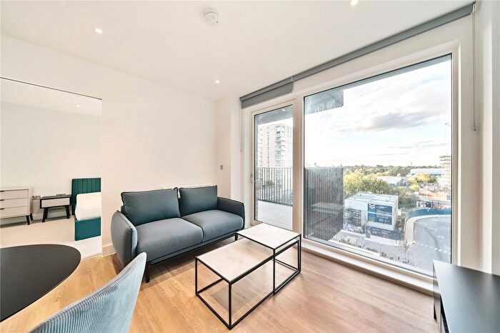 Studio To Rent In Henley Cross, London, SE3