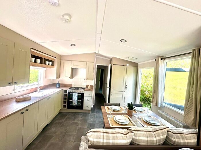 2 Bedroom Park Home For Sale In Wyreside, Out Rawcliffe, Preston, PR3