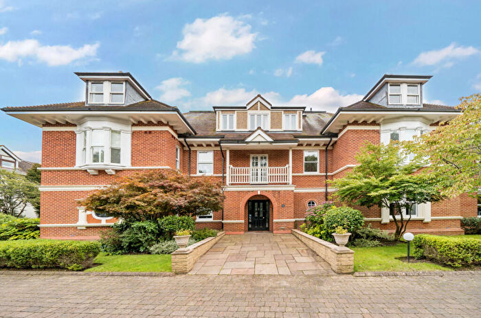 4 Bedroom Apartment For Sale In Milner Road, West Cliff, BH4