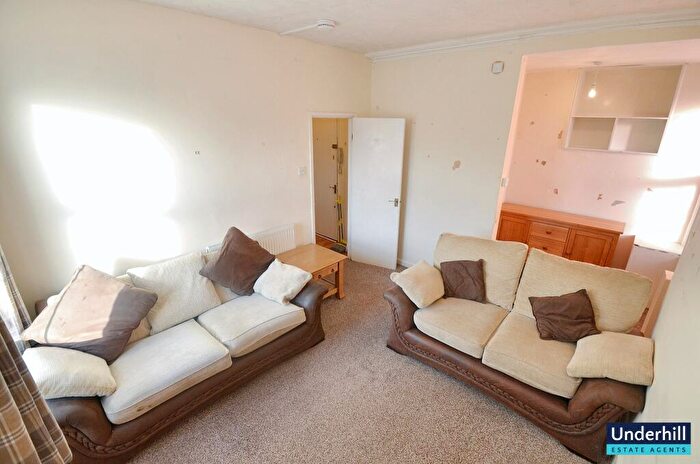 1 Bedroom Flat For Sale In Flat, Devon Court, Dawlish, EX7