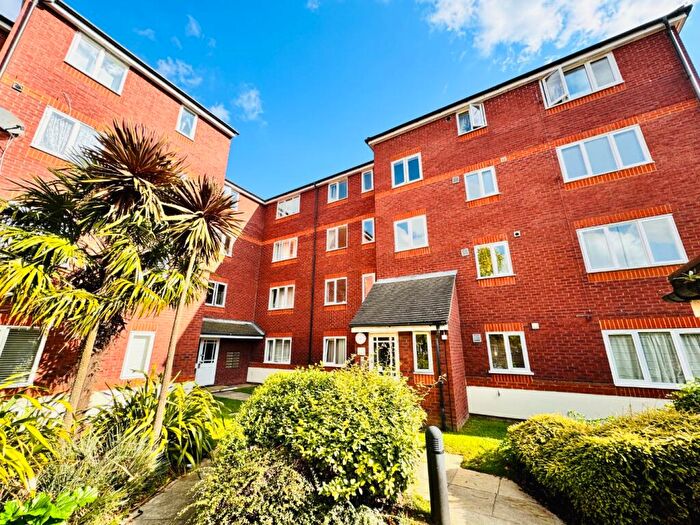 1 Bedroom Flat To Rent In Bywater House, Harlinger Street, Woolwich, London, SE18