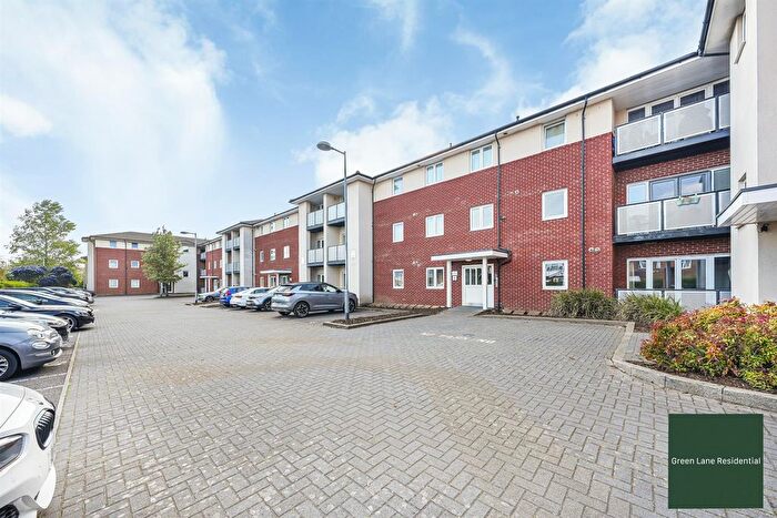 2 Bedroom Flat For Sale In Medici Close, Ilford, IG3