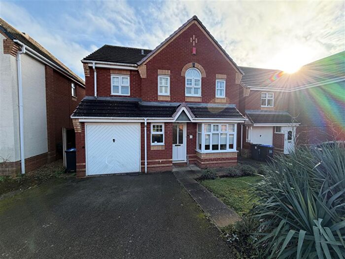 4 Bedroom House To Rent In Capulet Drive, Heathcote, Warwick, CV34