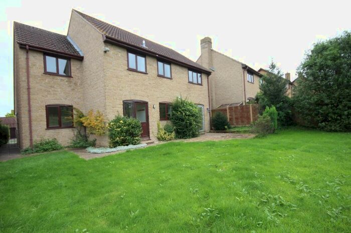 5 Bedroom Detached House To Rent In Cloverhay, Sherborne, DT9
