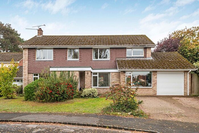 4 Bedroom Detached House For Sale In Blandy Road, Henley-On-Thames, RG9