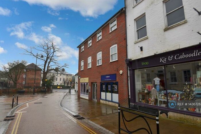 1 Bedroom Flat To Rent In Bell Street, Romsey, SO51