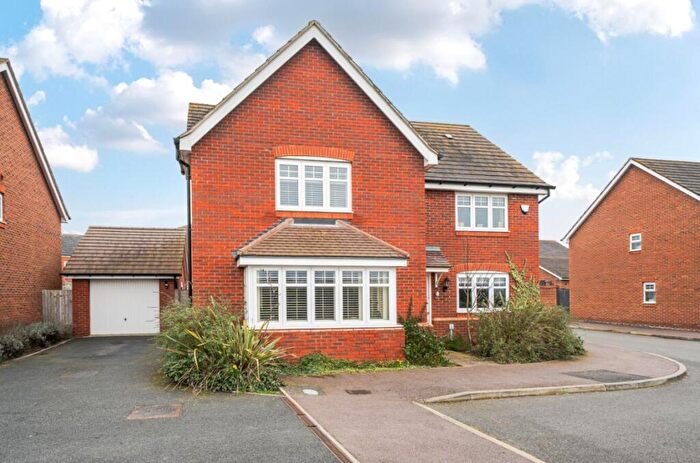 5 Bedroom Detached House For Sale In Parrott Grove, Marston Moretaine, Bedford, MK43