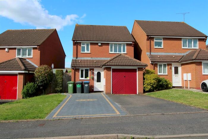 3 Bedroom Property To Rent In Mellish Road, Rugby, CV22