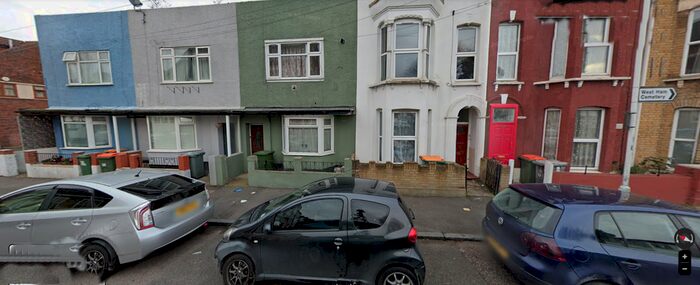 1 Bedroom Flat To Rent In Cruikshank Road, Stratford, London, E15