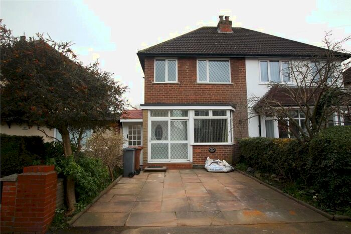 3 Bedroom Semi-Detached House To Rent In Conway Road, Shirley, Solihull, B90
