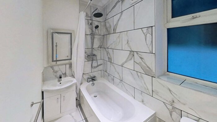 2 Bedroom Flat To Rent In Nightingale Road, Southsea, PO5