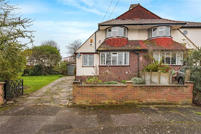 3 Bedroom Semi Detached House For Sale In Exford Gardens, Lee, Lewisham, London, SE12