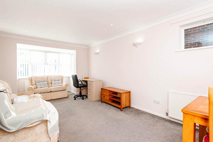 1 Bedroom Flat For Sale In Southdown House, Goring Road, BN12