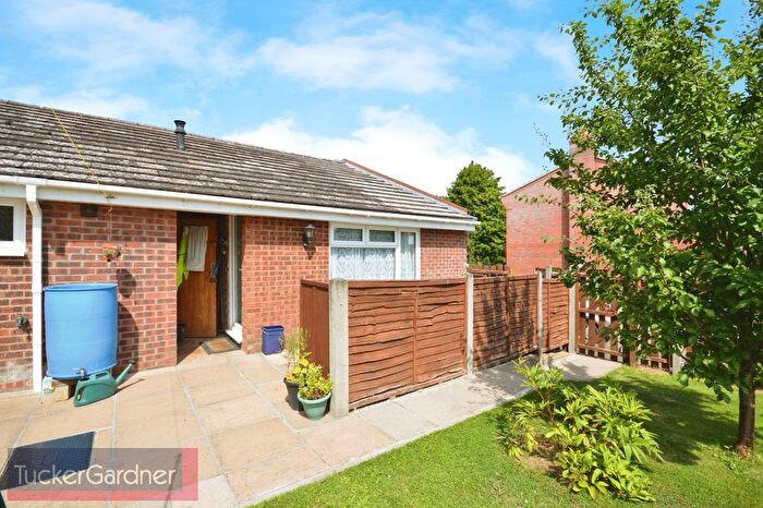 1 Bedroom Maisonette To Rent In Pippin Walk, Cambridge, CB23