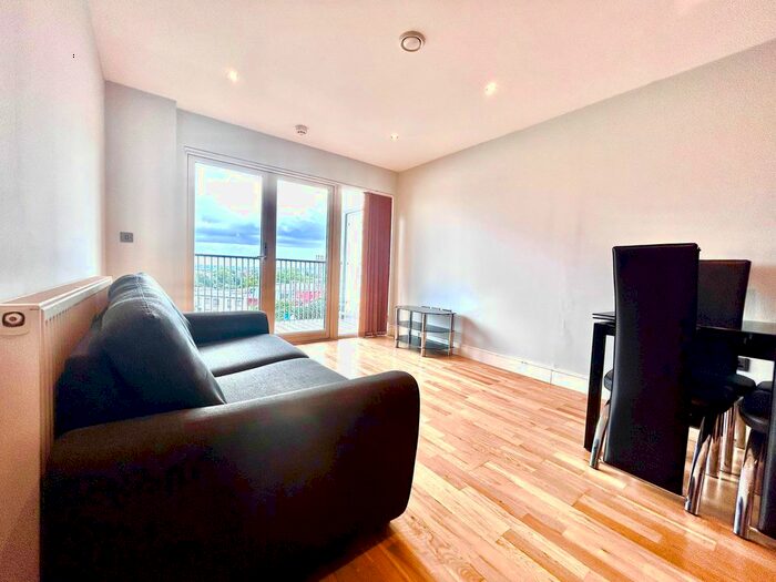 2 Bedroom Flat To Rent In Pinner Road, North Harrow, Harrow, HA1