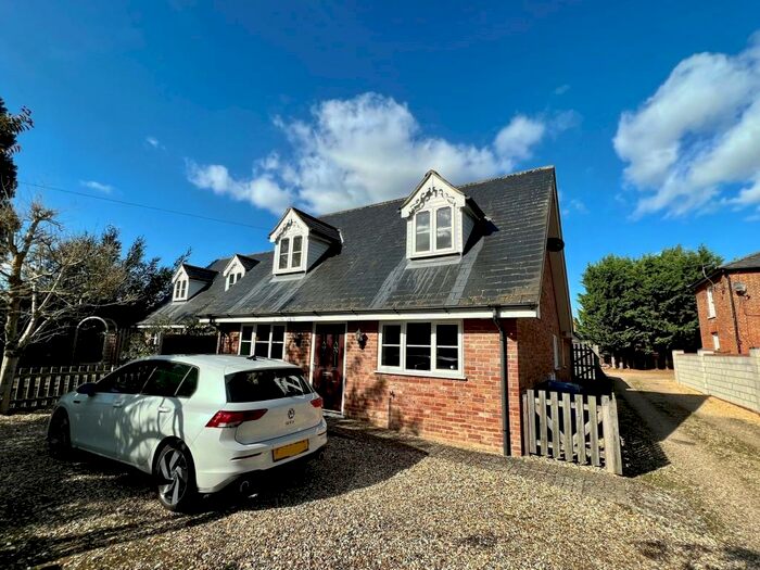 5 Bedroom Detached House To Rent In Kingsway, Mildenhall, Bury St. Edmunds, IP28