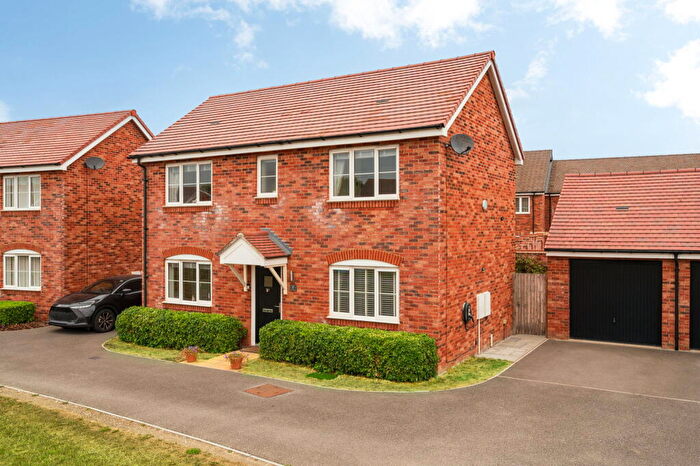 3 Bedroom Detached House For Sale In Knights Green, Wantage, OX12