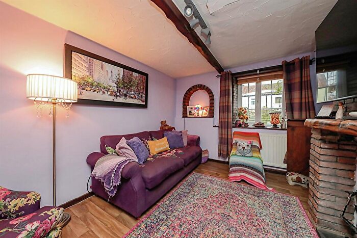 2 Bedroom Cottage For Sale In Chalk Hill, Great Cressingham, Thetford, IP25