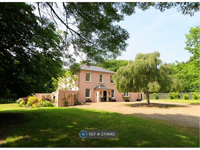 4 Bedroom Detached House To Rent In Oldhouse Lane, Windlesham, GU20