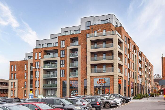 2 Bedroom Apartment To Rent In Queens Road, Elizabeth Place, RH19