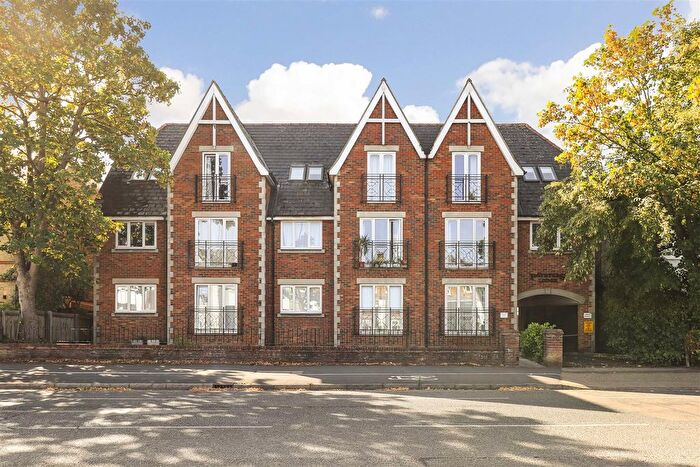 1 Bedroom Flat For Sale In Chesterton Road, Cambridge, CB4
