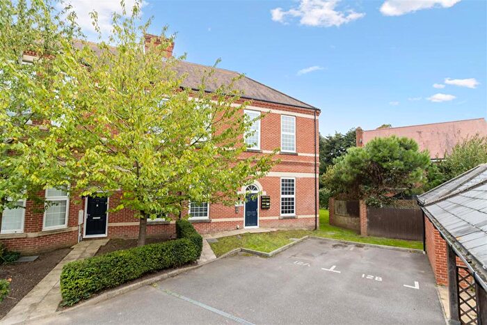 2 Bedroom Flat For Sale In Bradley Drive, Hellingly, Hailsham, BN27