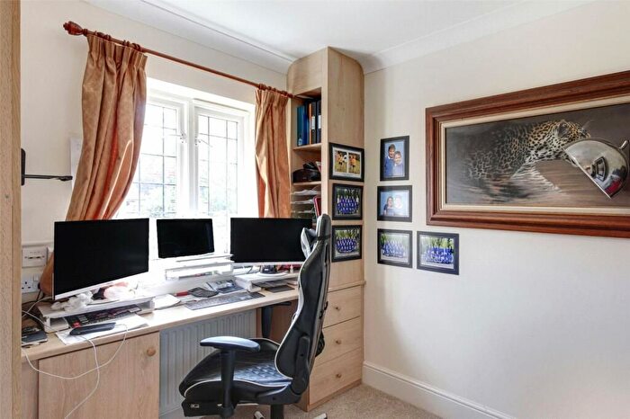 5 Bedroom Property To Rent In Beech Hill, Wadhurst, TN5