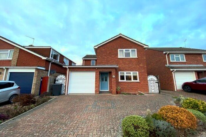 3 Bedroom Detached House To Rent In Longacre, Chelmsford CM1